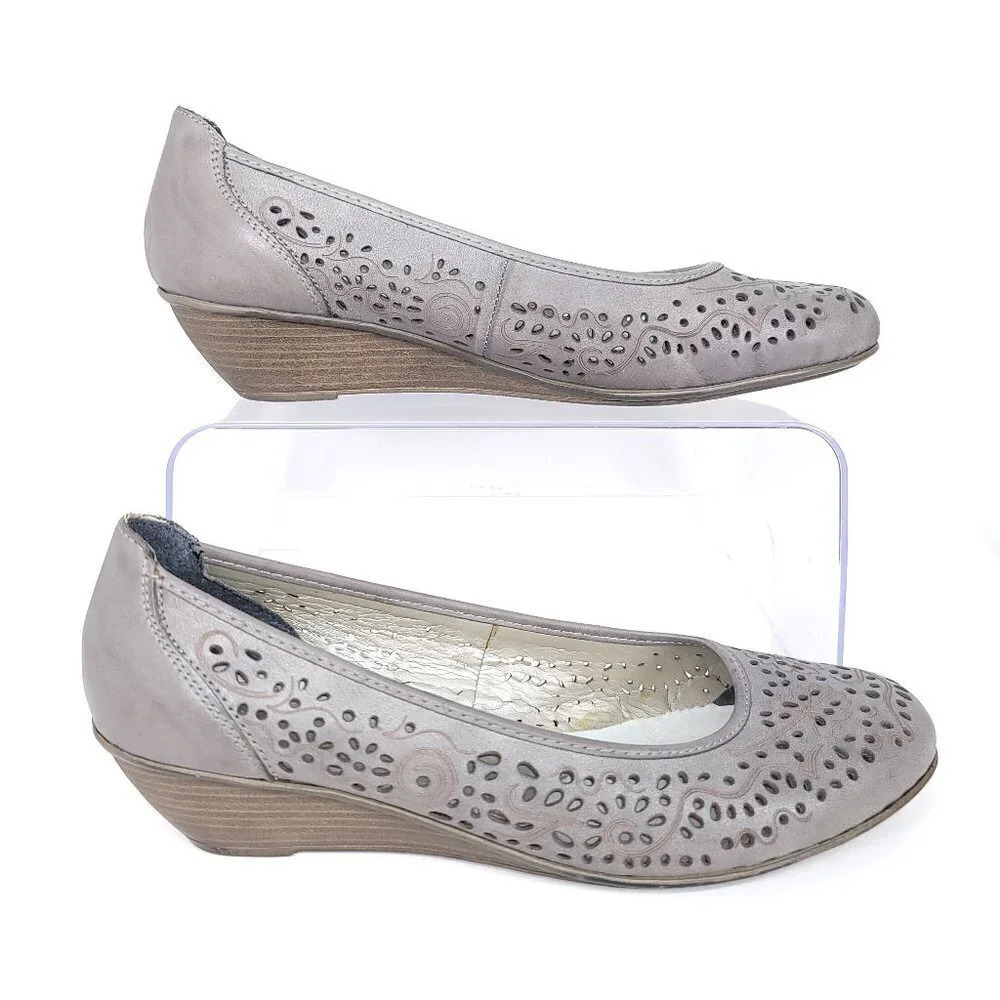 RIEKER Connie Womens 8 Low Wedge Heel Slip On Shoes Business Casual Cute Comfort